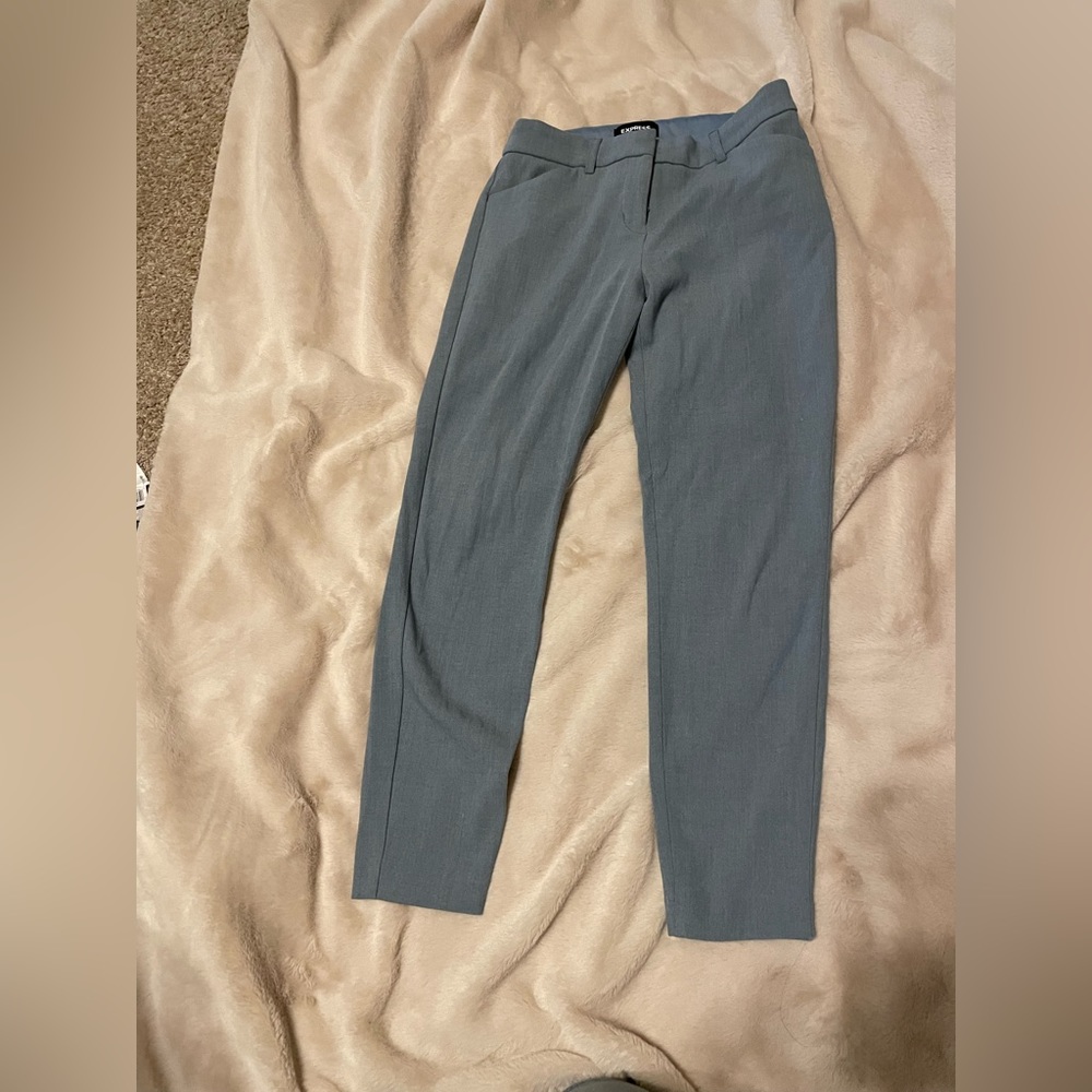 Express Women’s Skinny Mid Rise 2S stretchy material